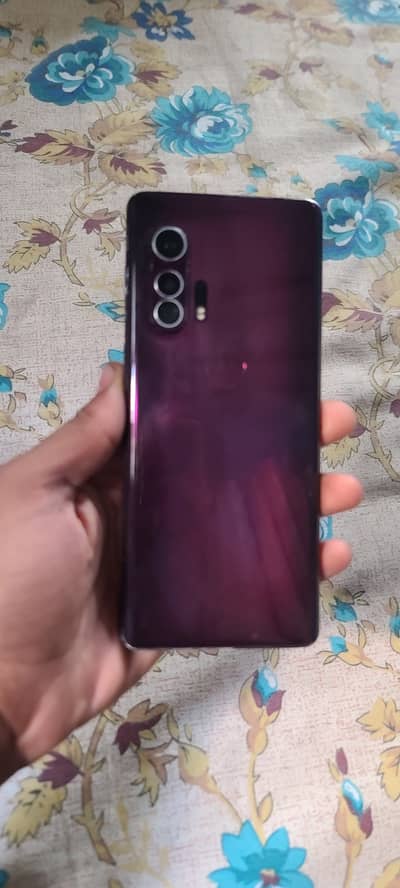 Motorola Edge Plus