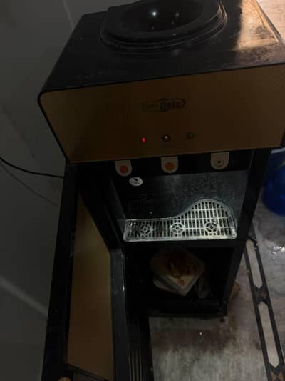 Water Dispenser