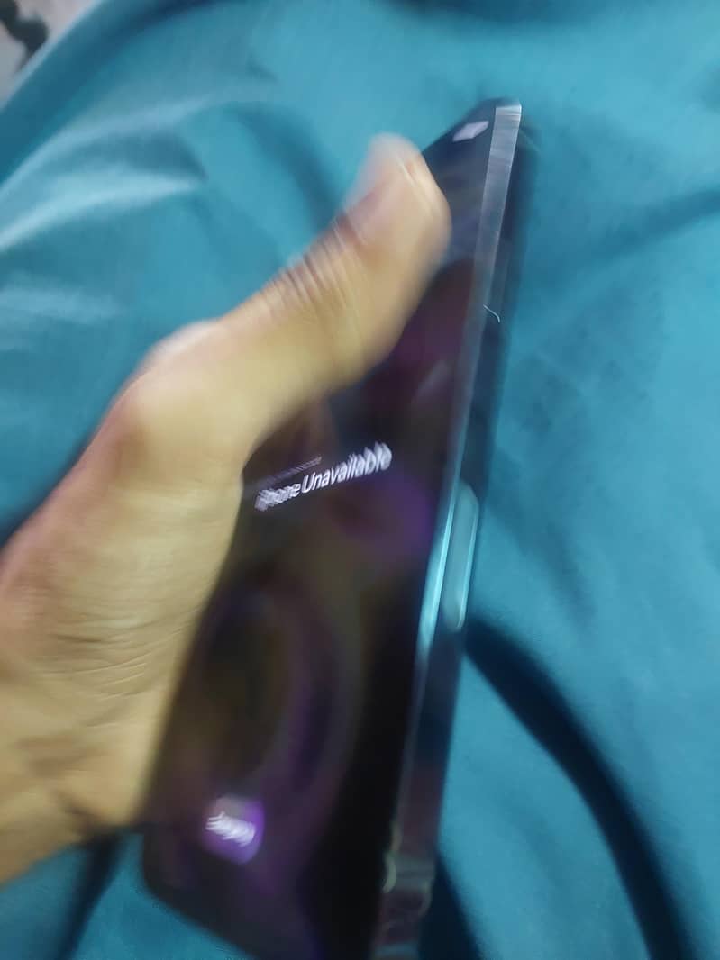 Apple iPhone 13 Pro Max 2