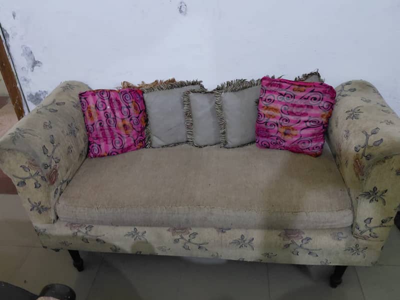 Sofa (Dewan) 1