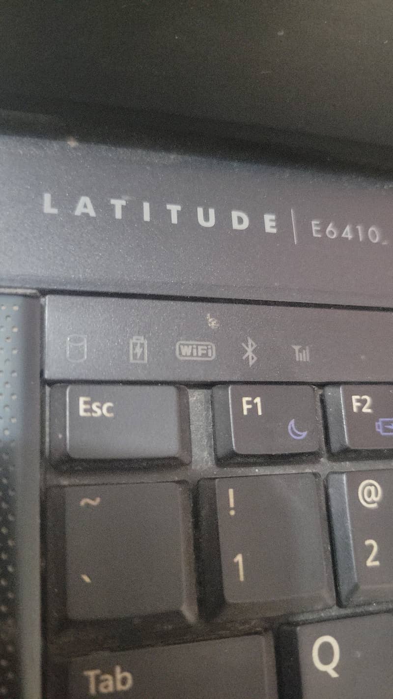 Dell latitude E6410 1
