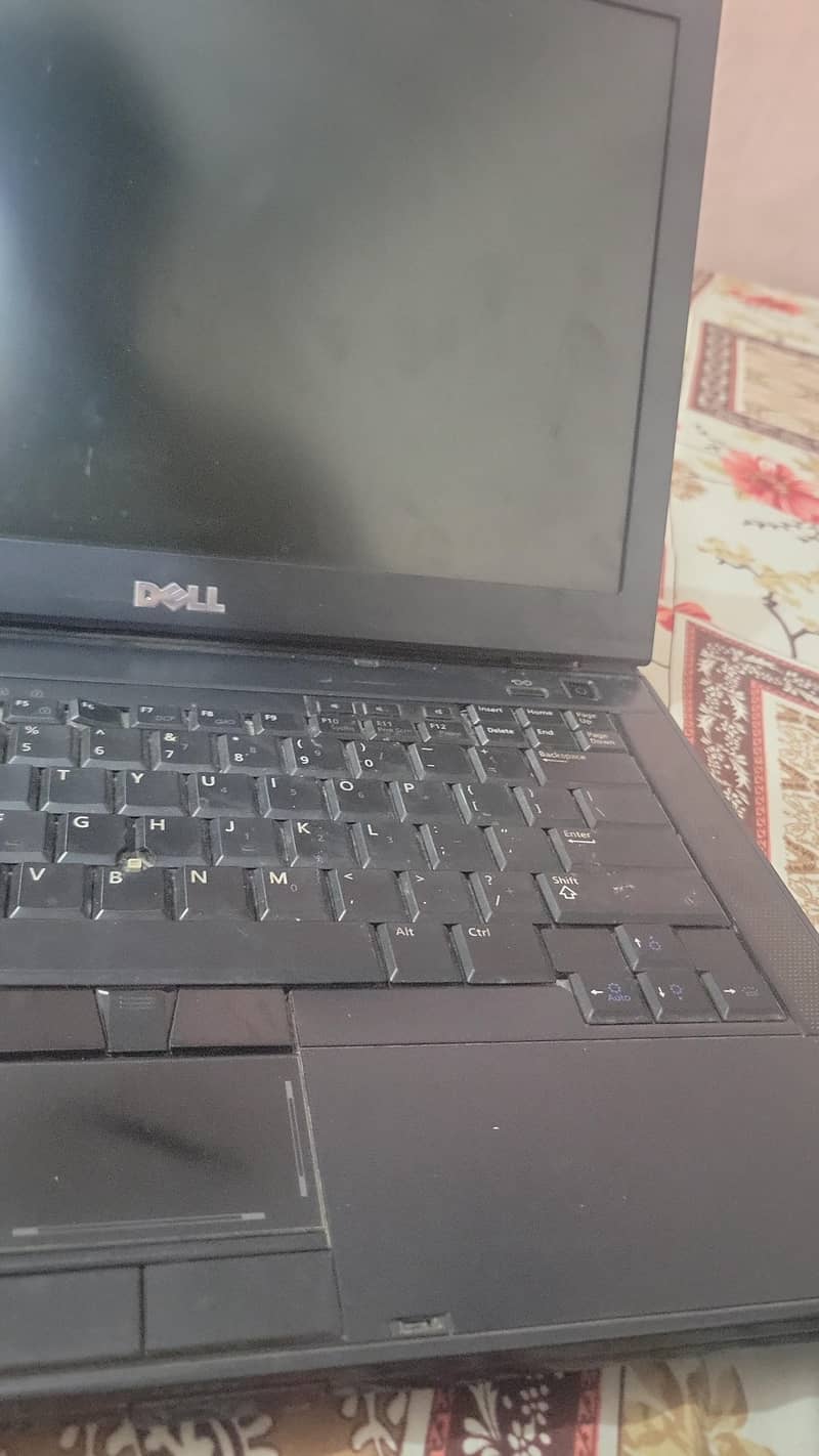 Dell latitude E6410 2