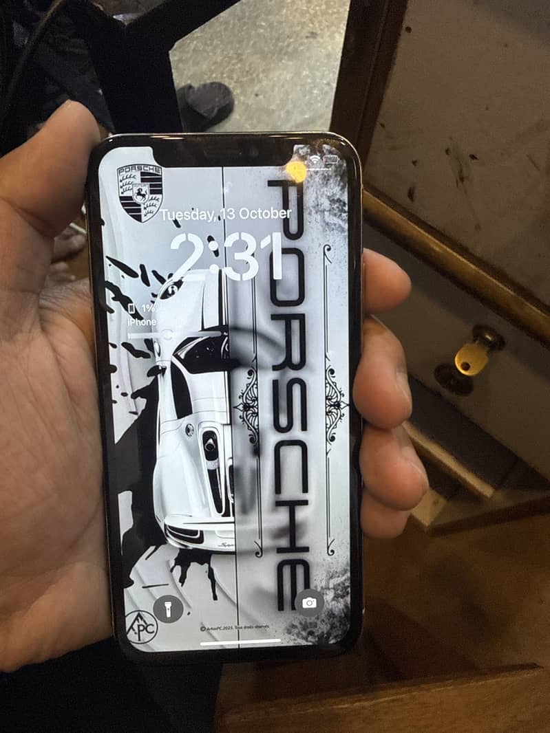 Apple iPhone X 0