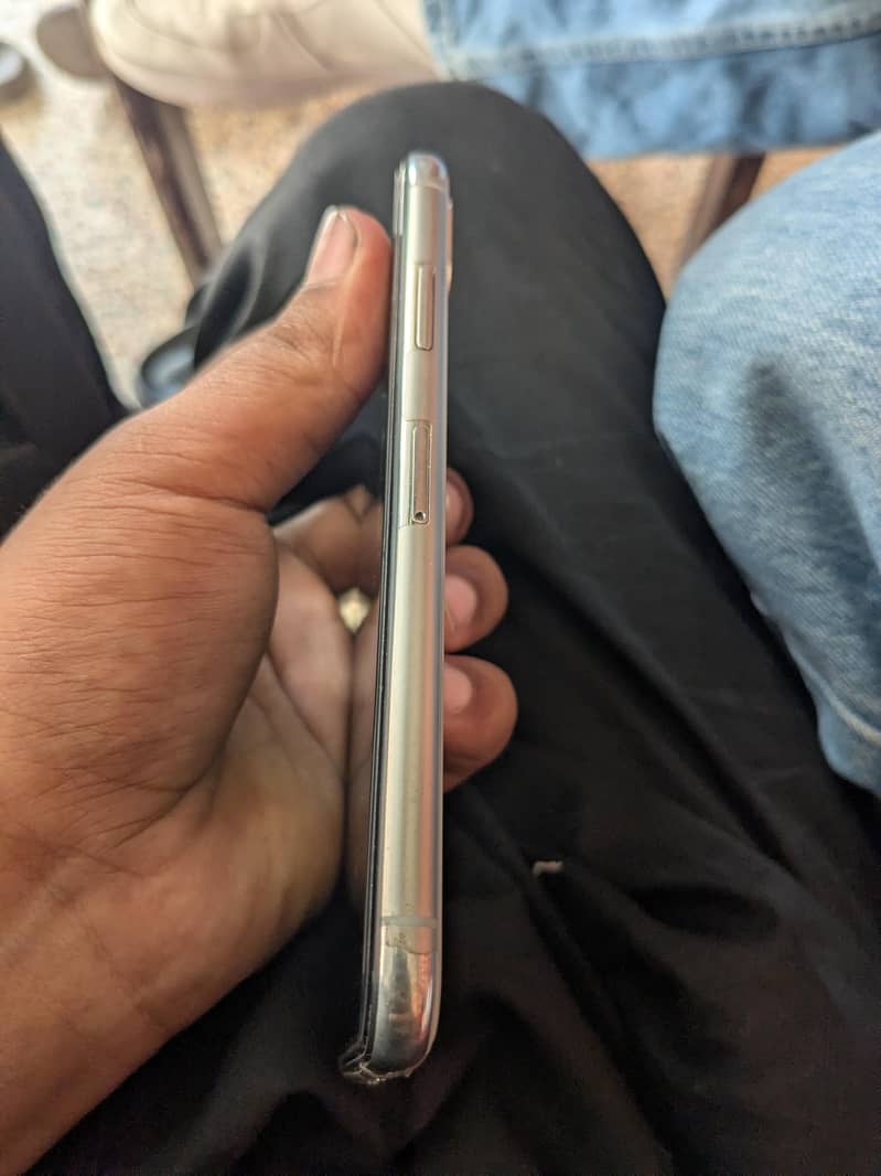 Apple iPhone X 1