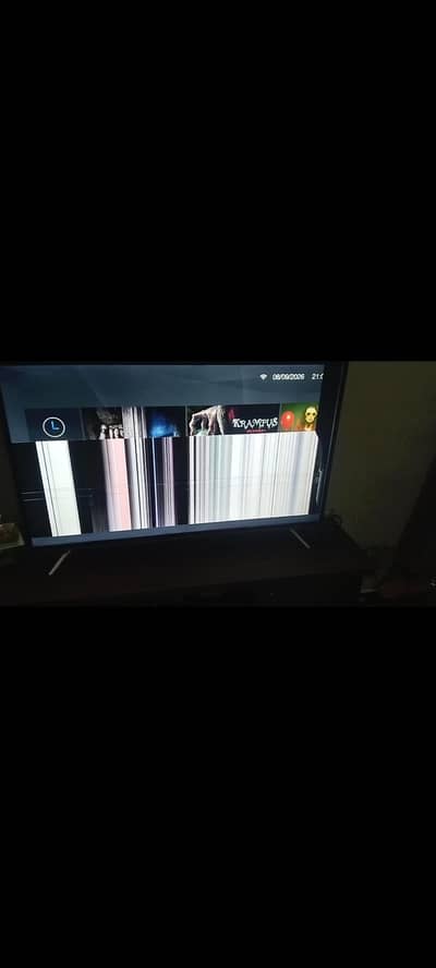 49" TCL led, broken pannel