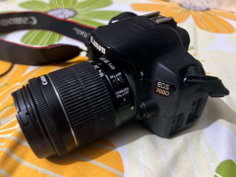 DSLR 700D 0