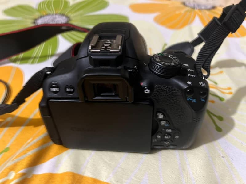 DSLR 700D 3