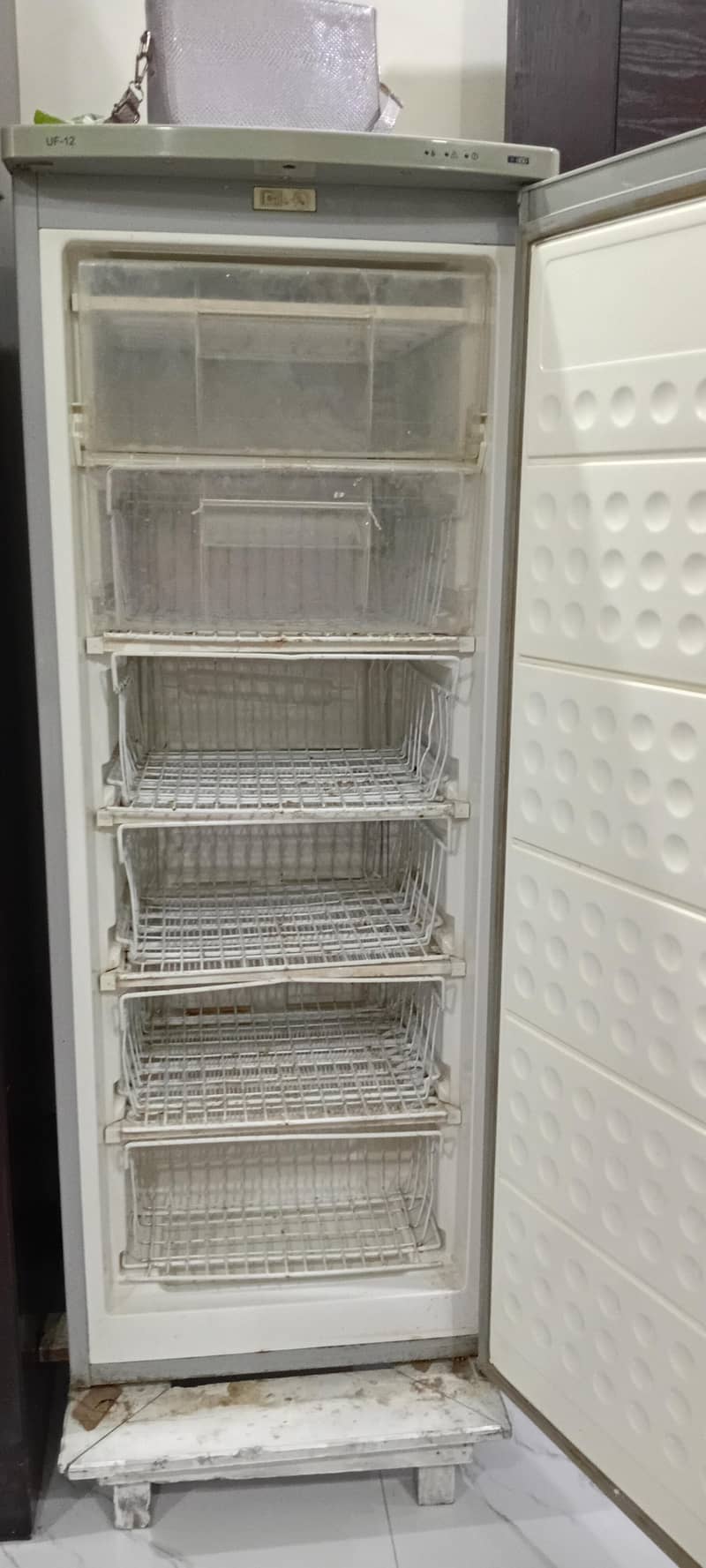VERTICAL FREEZER UNIQUE 0