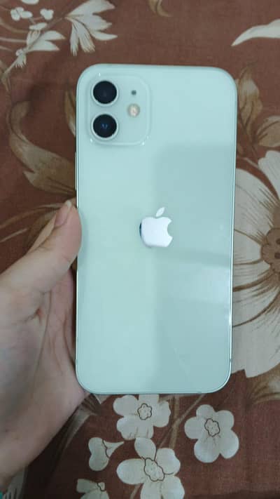 Apple iPhone 12