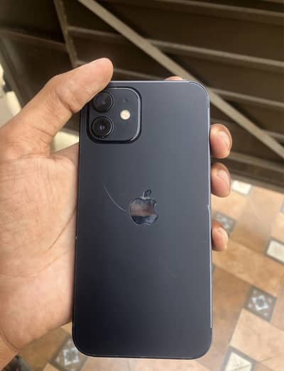 Apple iPhone 12