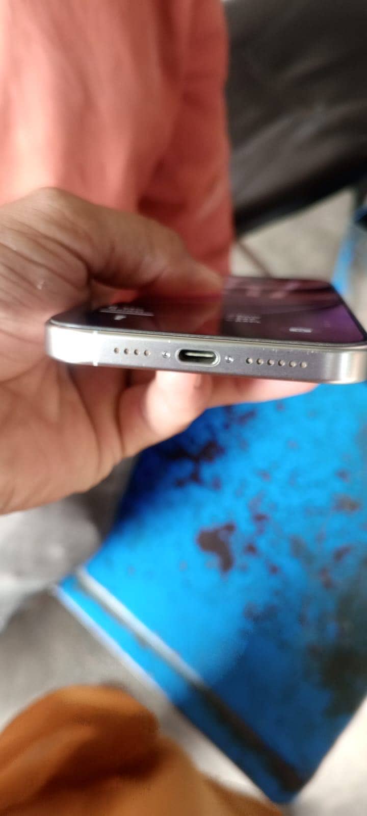 Apple iPhone 15 Pro Max 2