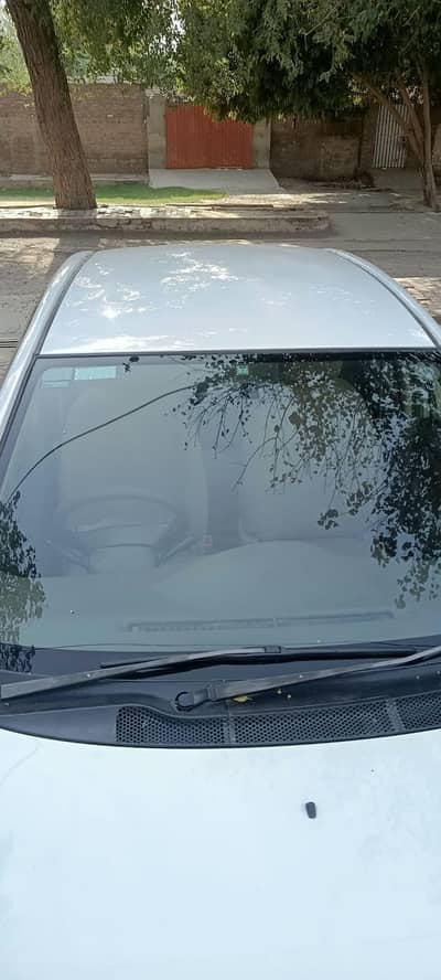 Toyota Platz 2005