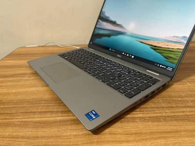 Unleash Power & Performance with the Dell Latitude 5540