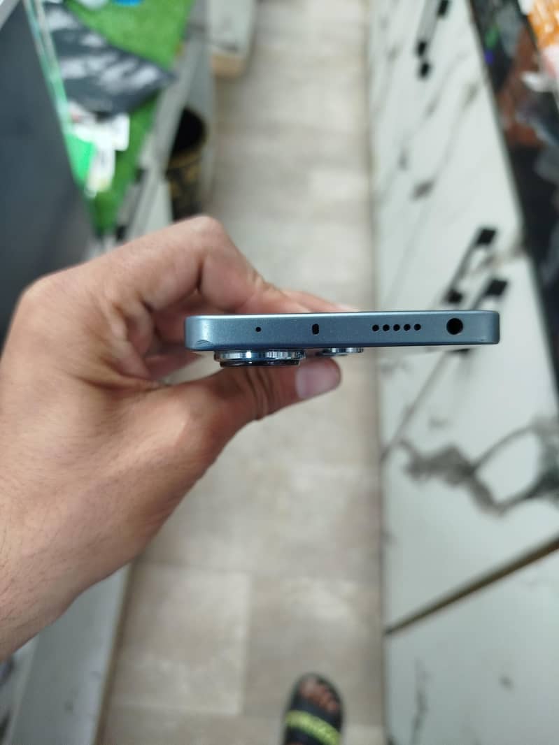Xiaomi Redmi Note 13 Pro 3