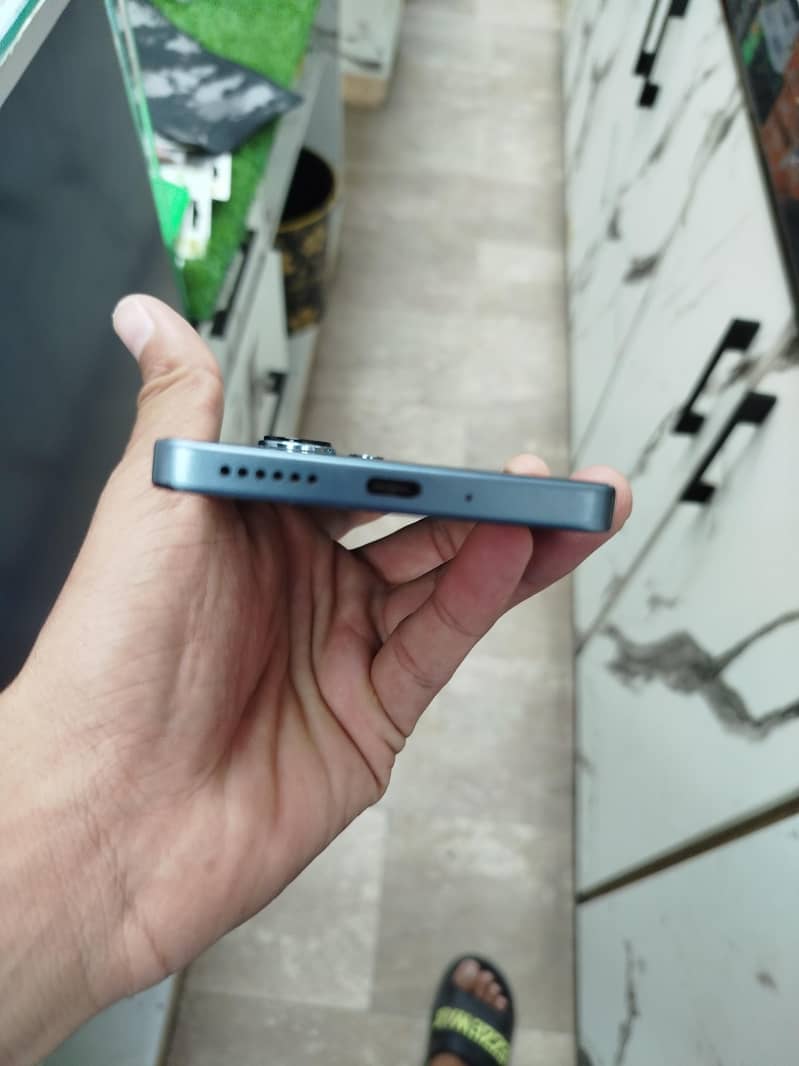 Xiaomi Redmi Note 13 Pro 4