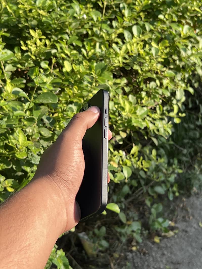 Iphone 15 jv 5