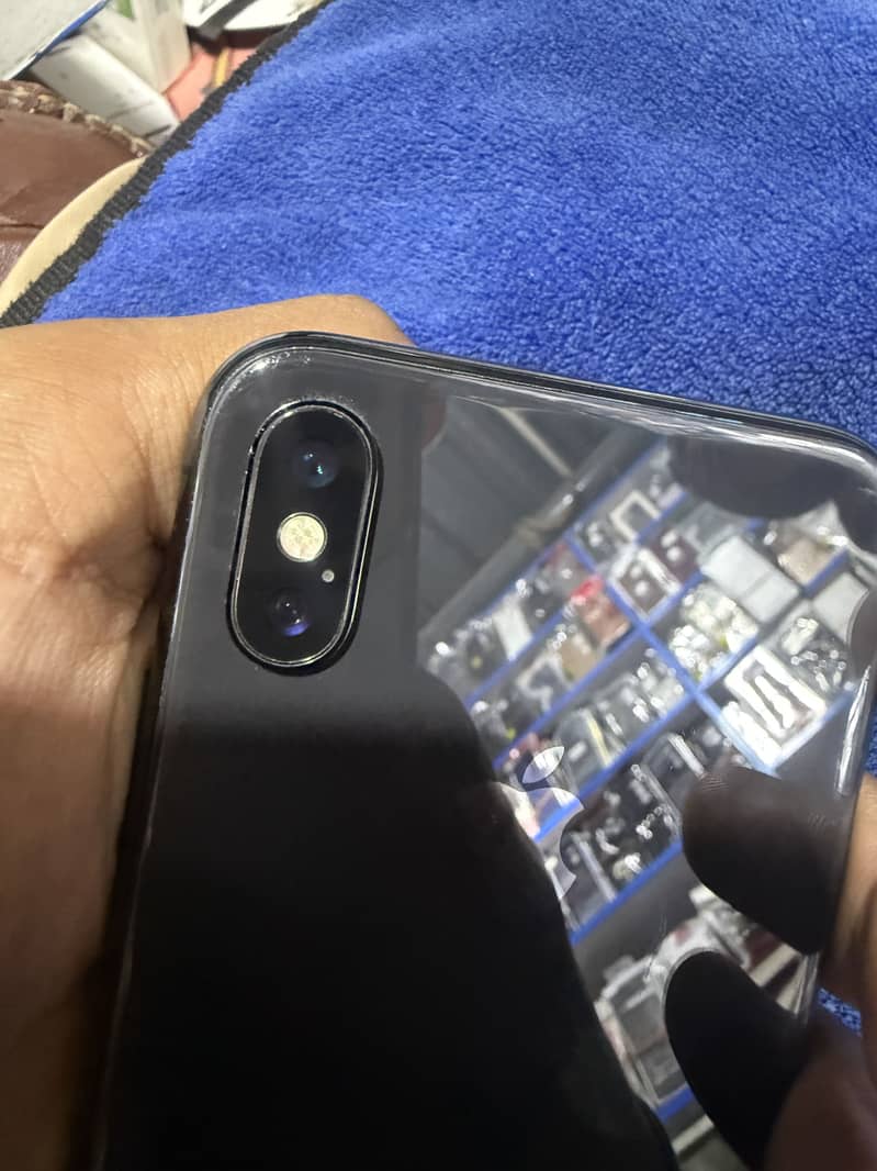 Apple iPhone X 0