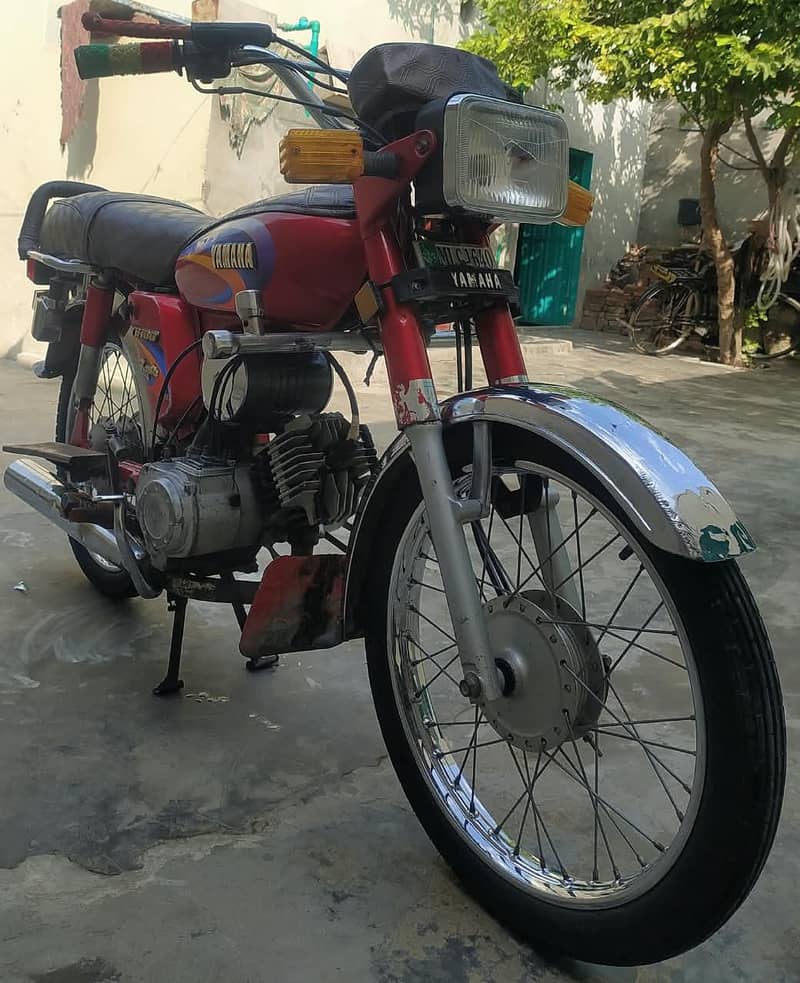 Yamaha 4