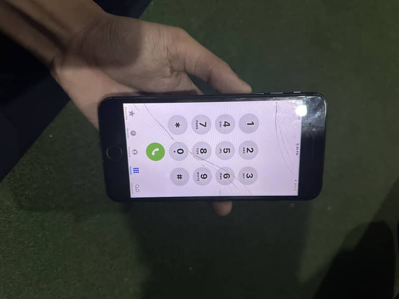 Apple iPhone 7 Plus 4