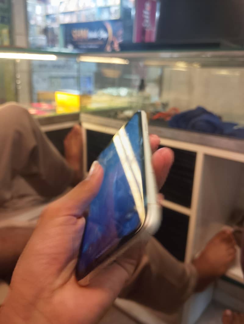 Apple iPhone 11 2