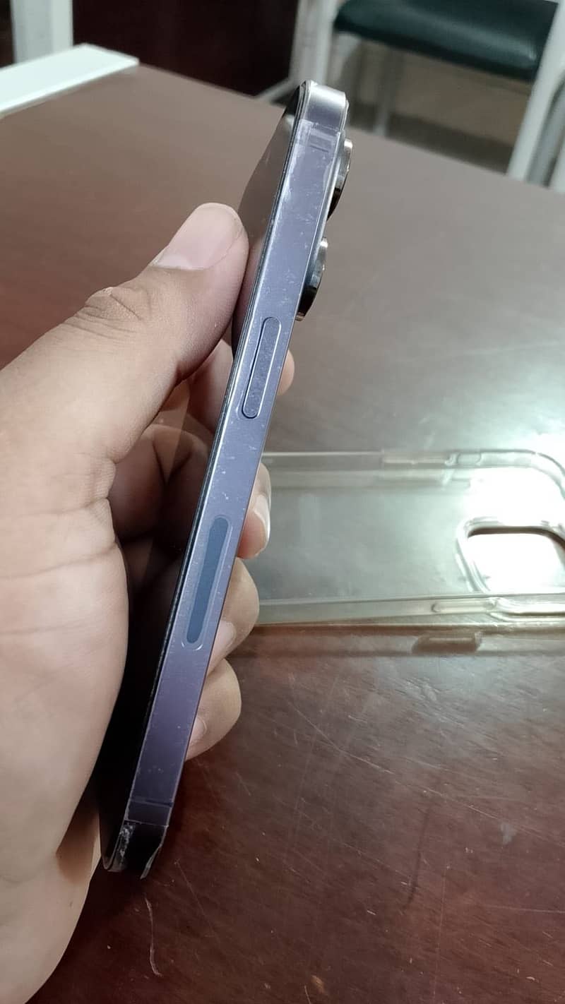 Apple iPhone 14 Pro 3