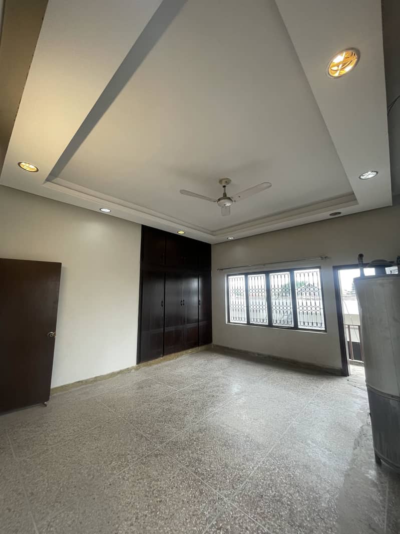 Upper Portion Rent 10