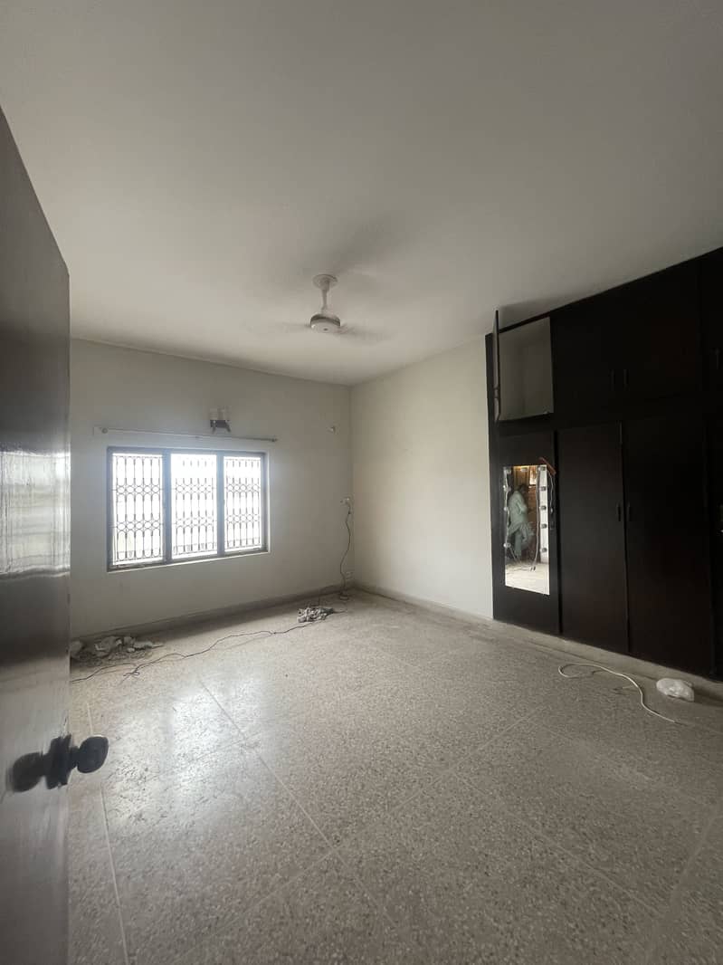 Upper Portion Rent 15