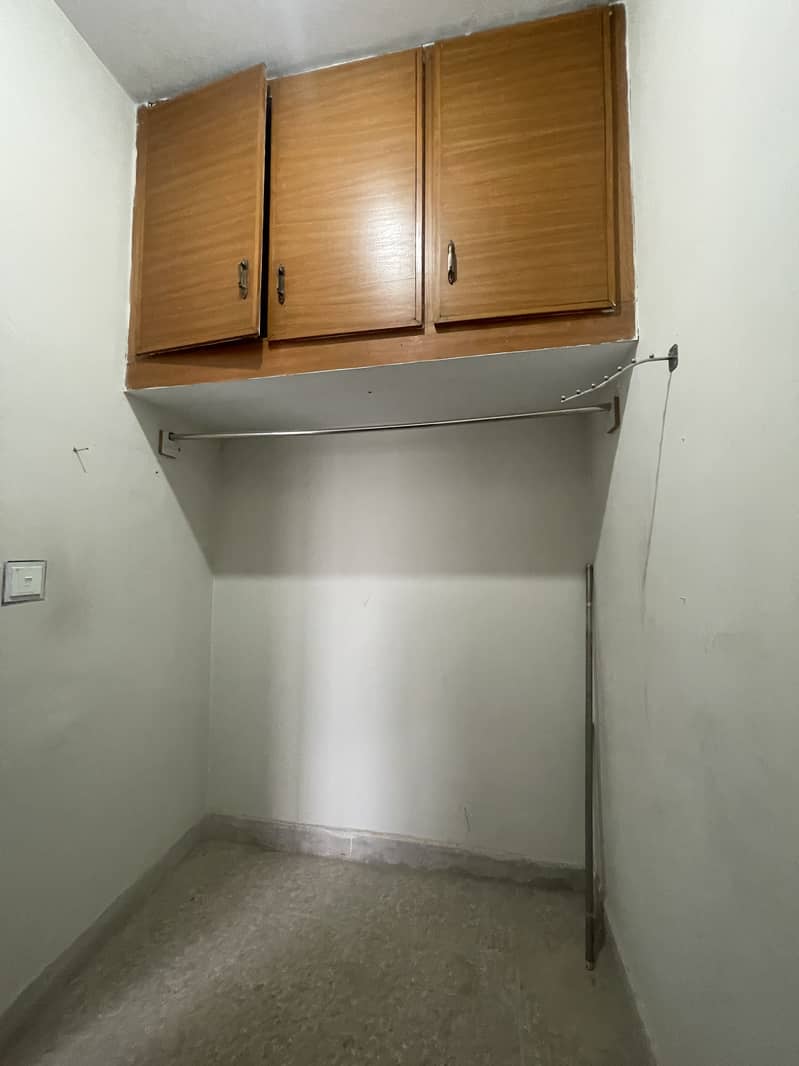 Upper Portion Rent 17