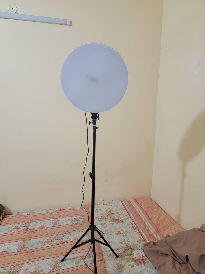 tripod and ring lights 2