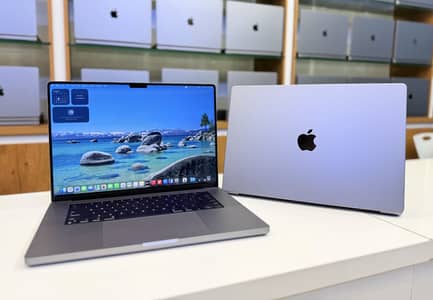 Apple MacBook Pro M2 Pro Max 64GB / 1Tb