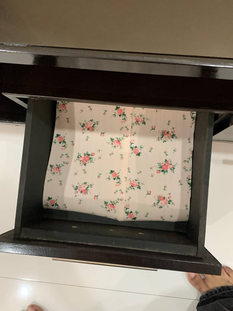 LCD rack 1