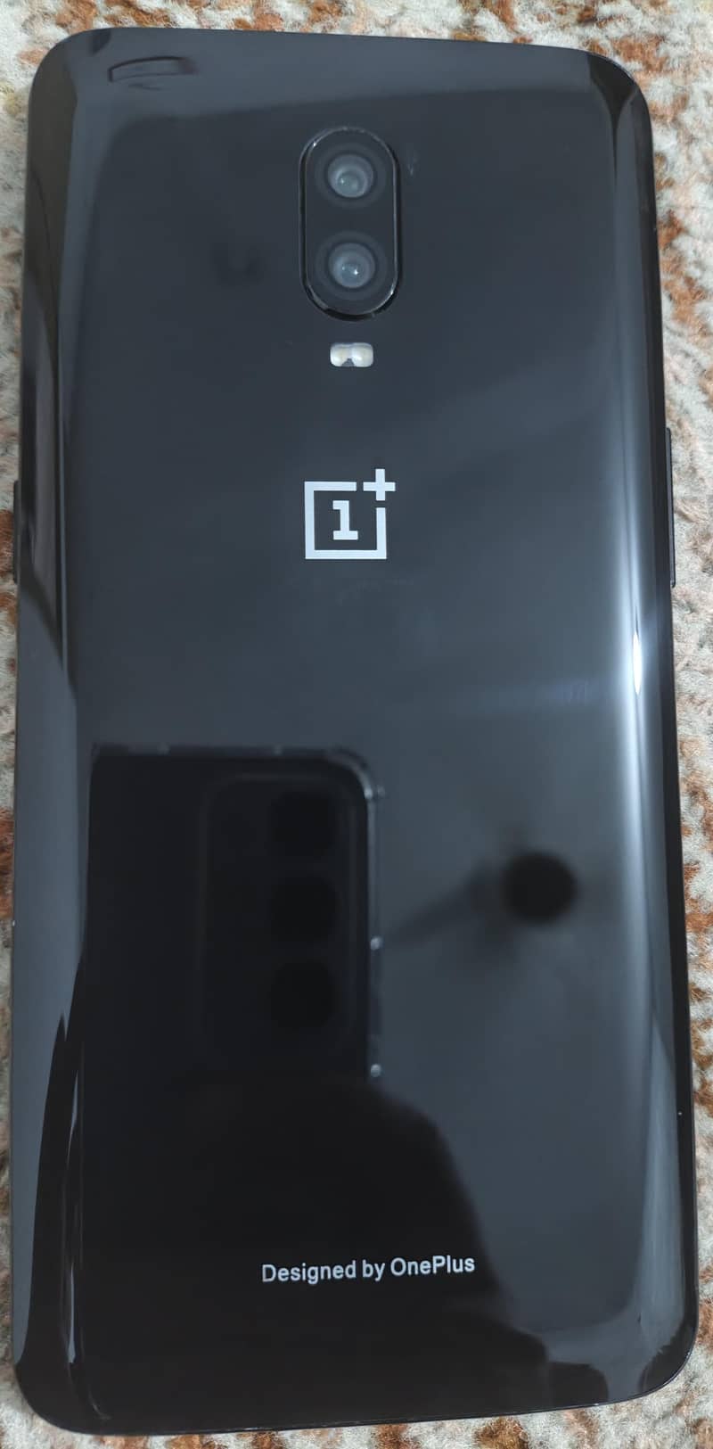 One Plus 6T  (8/256) 0