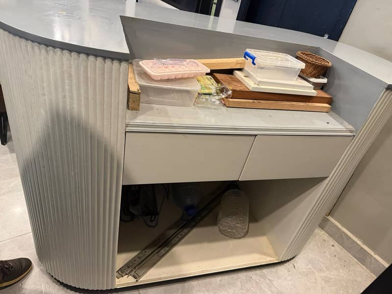 Office reception table 1