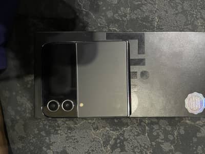 Samsung Mobile Z Flip 4
