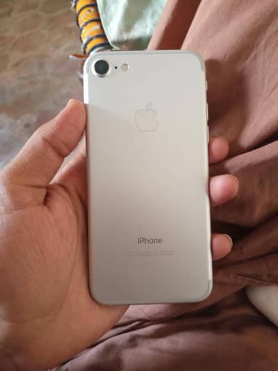 Apple iPhone 7