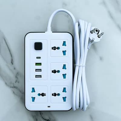 2000W Universal Power Extension with 4 Sockets 3 USB and 1 Type C Port