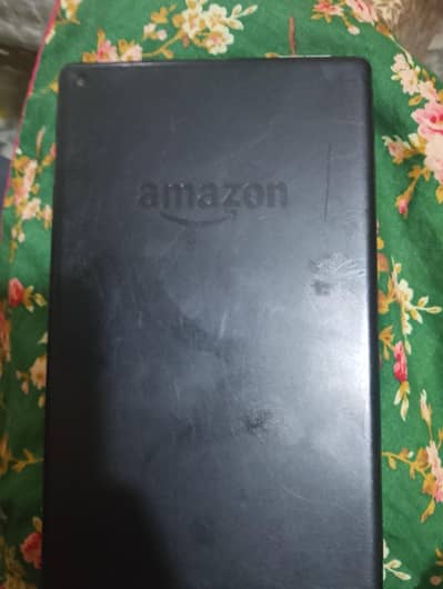 Sahi chlta hai bs touch tuta hua hai