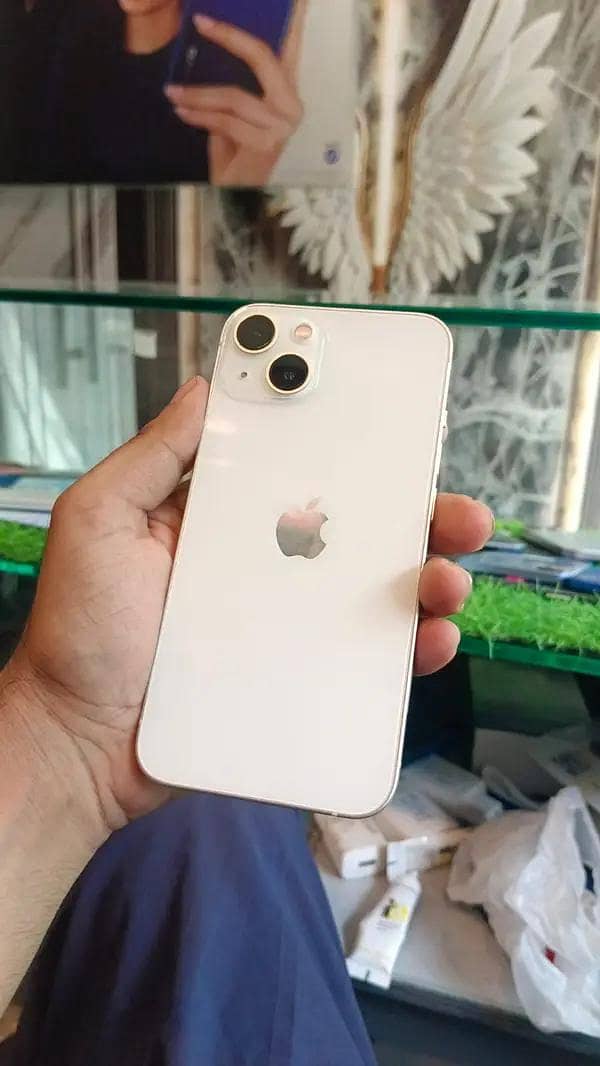 Apple iPhone 15 0