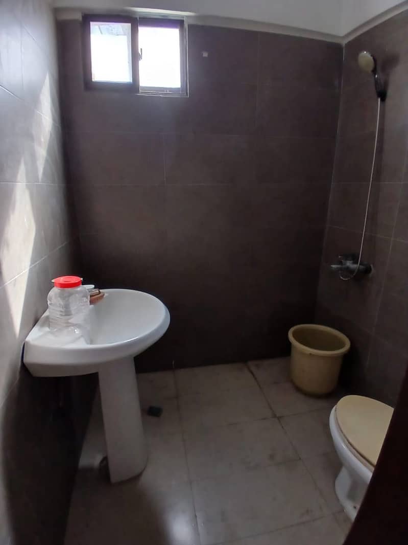 Flat For Rent 4