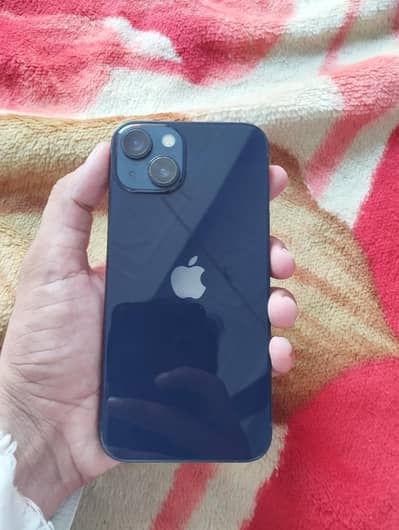 Apple iPhone 13