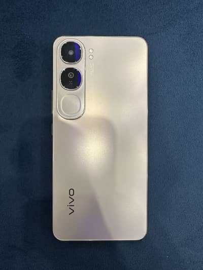 Vivo Y200 256gb with box