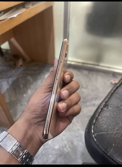 Apple iPhone XS Max Pta approved 256 gb