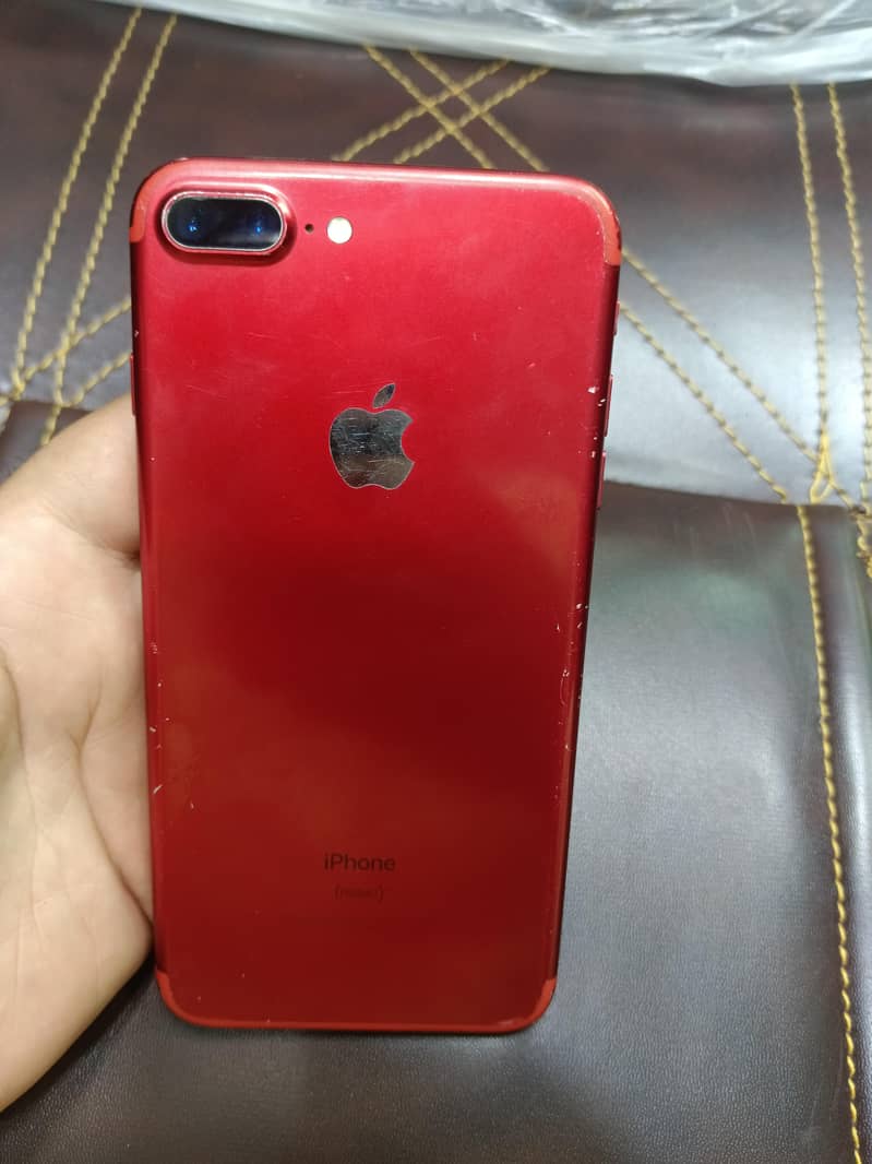 Apple iPhone 7 Plus 0