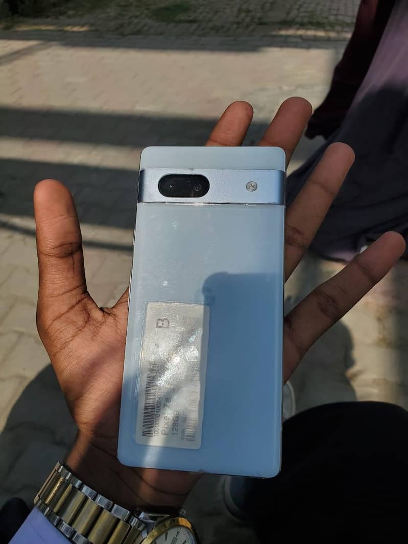 Google Pixel 7a 4