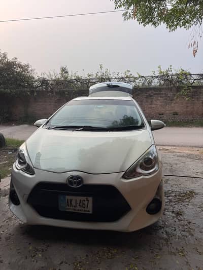 Toyota Aqua 2015