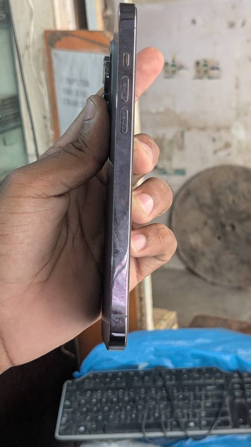 Apple iPhone 14 Pro Max 5