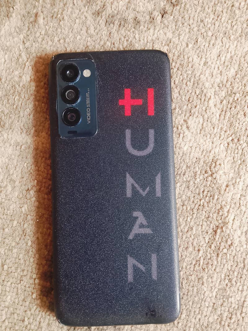 Tecno Camon 18P 4