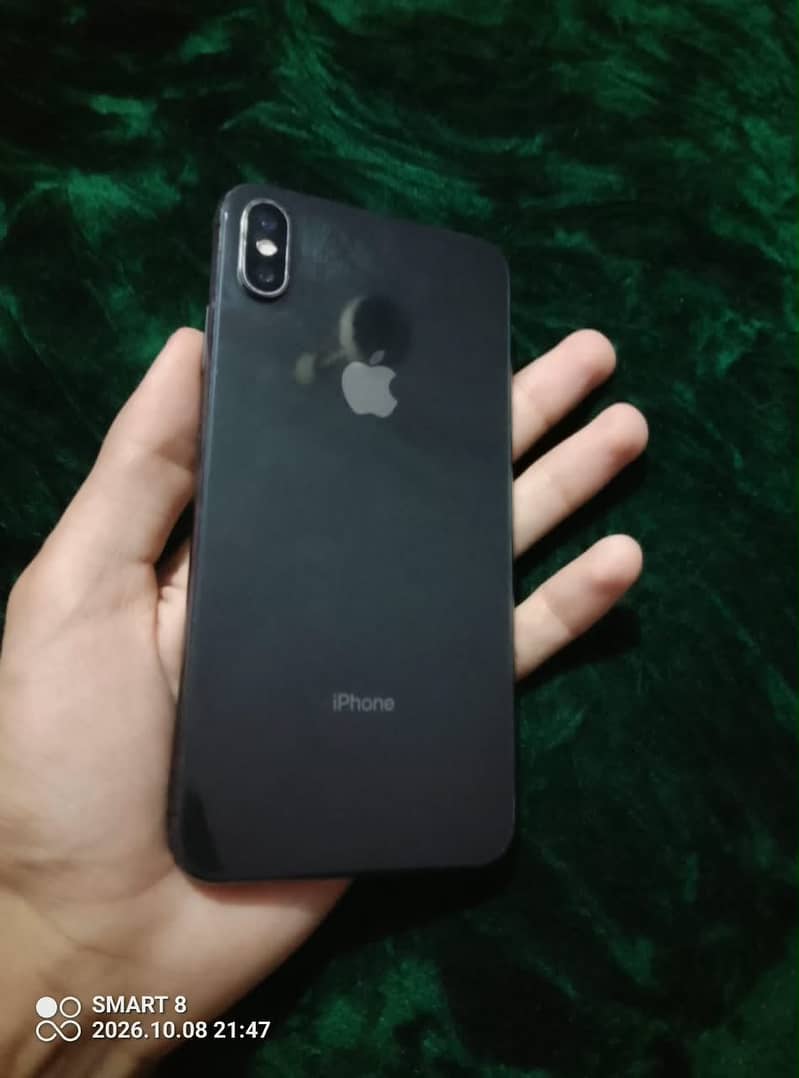 Apple iPhone XS Max 0