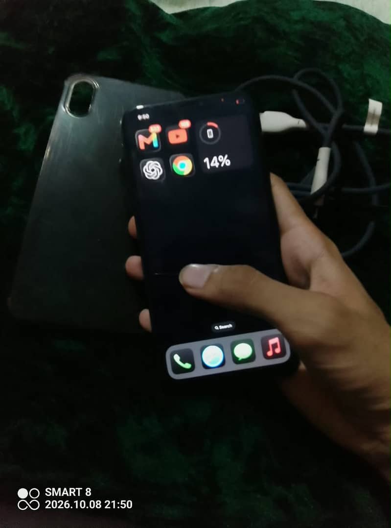 Apple iPhone XS Max 9