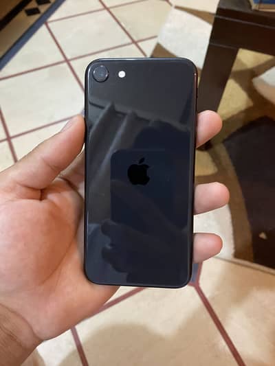 Apple iPhone SE